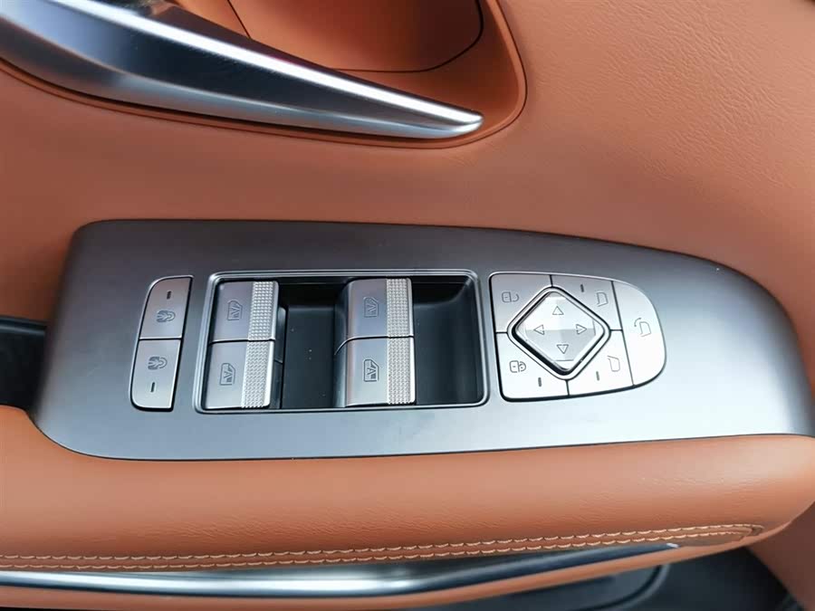 BYD Tang L 2025 car image #10