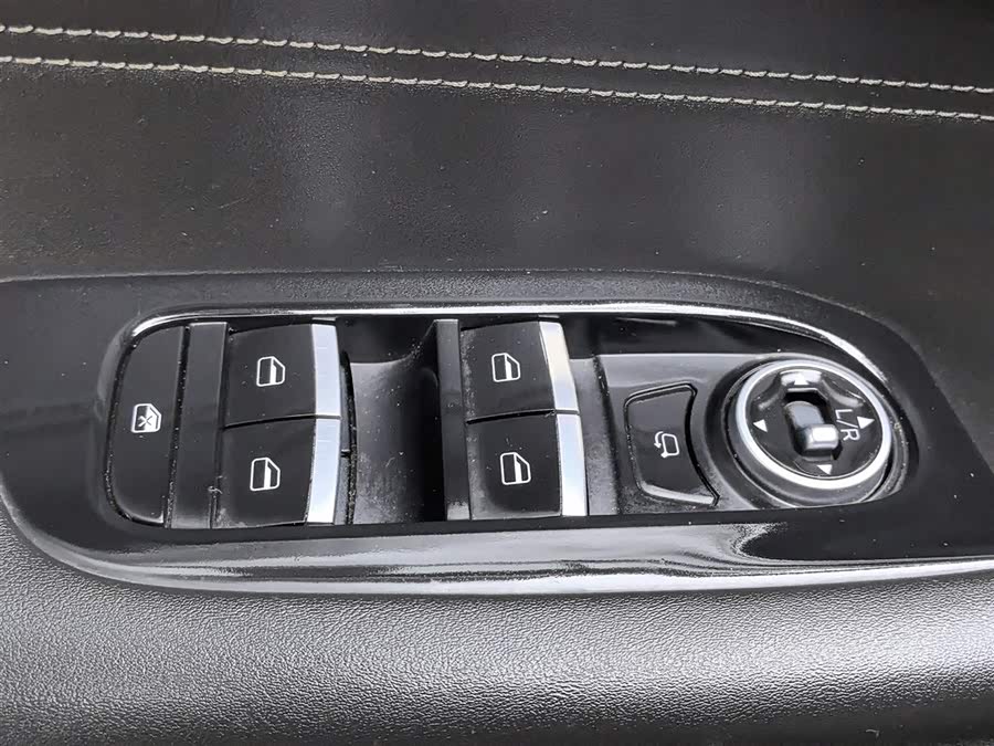 Chery Tiggo 8 Plus e+ 2022 #10 Chery Tiggo 8 Plus e+ 2022 car image #10