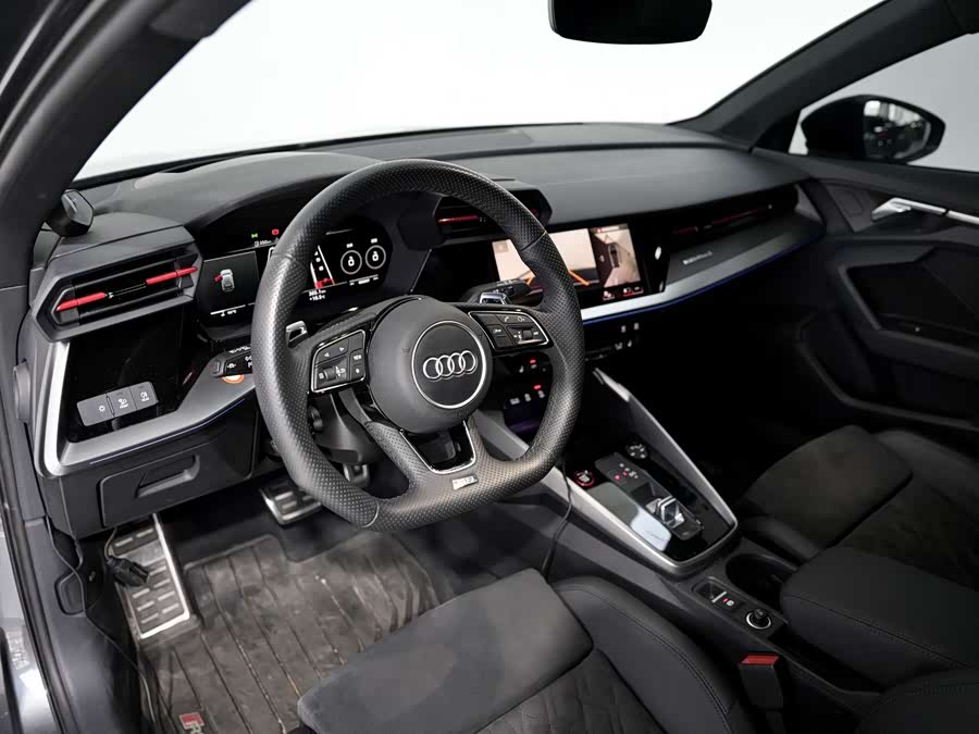 Audi RS 3 2023 car image #10