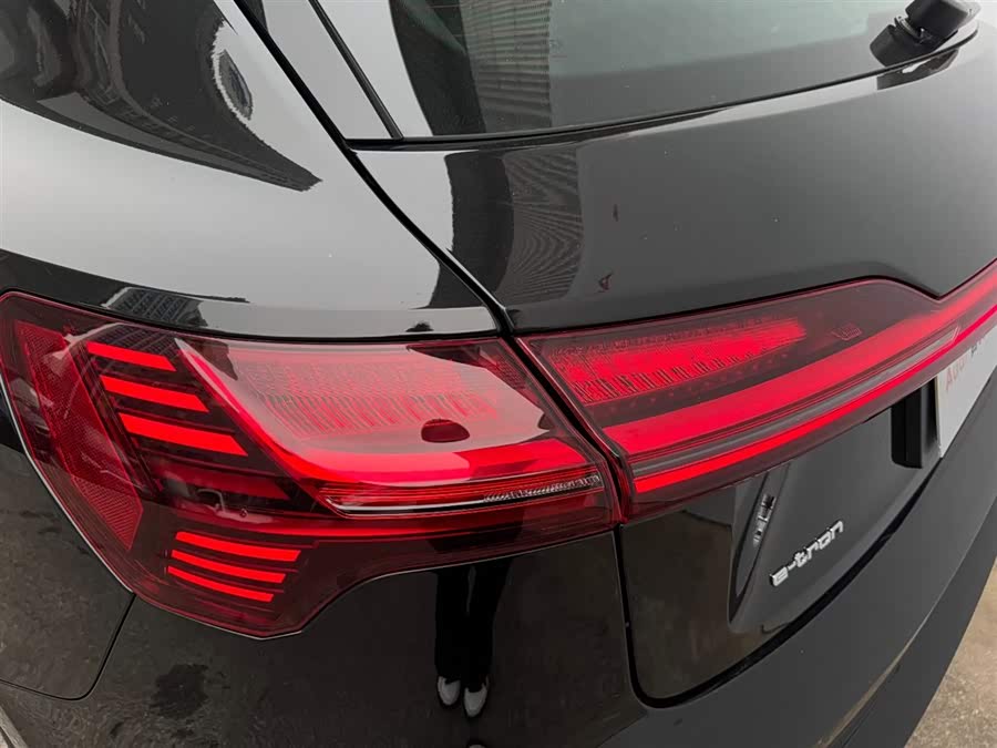 Mercedes-Benz SLK AMG 2022 car image #10