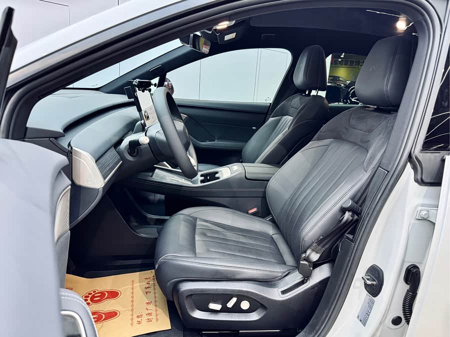 2024 car image #10