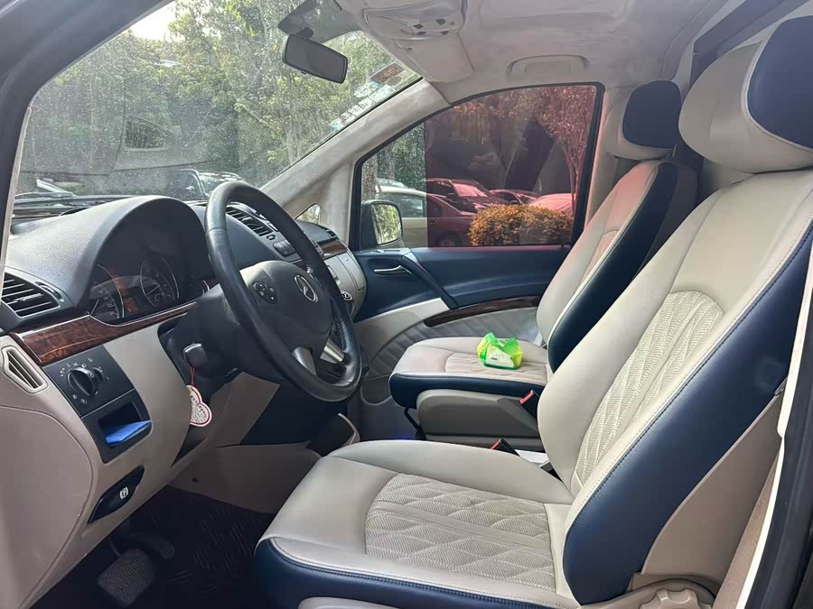 奔驰 唯雅诺 2016 汽车图片 #10