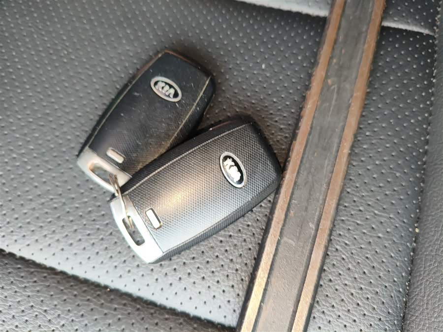 Kia Forte Koup 2014 car image #10