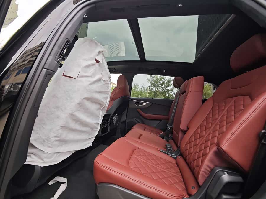 Audi SQ7 #10 Audi SQ7 car image #10