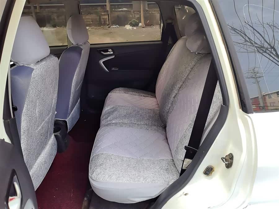 Suzuki Liana A6 2016 immagine di auto #10