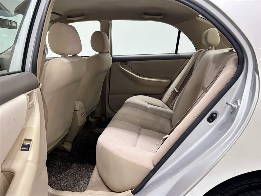 Toyota Reiz 2010 immagine di auto #10