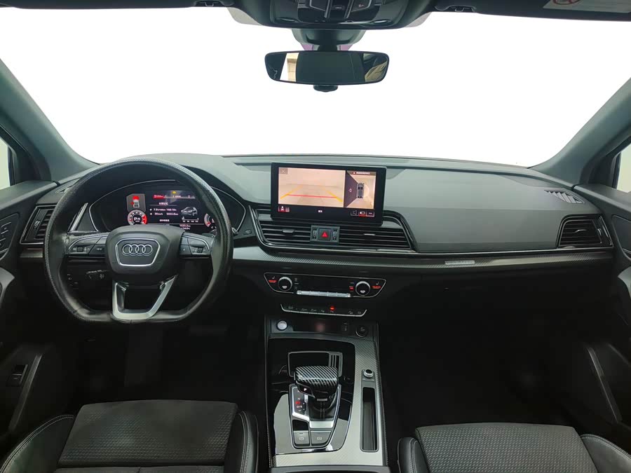 Audi Q5L Sportback 2021 car image #10