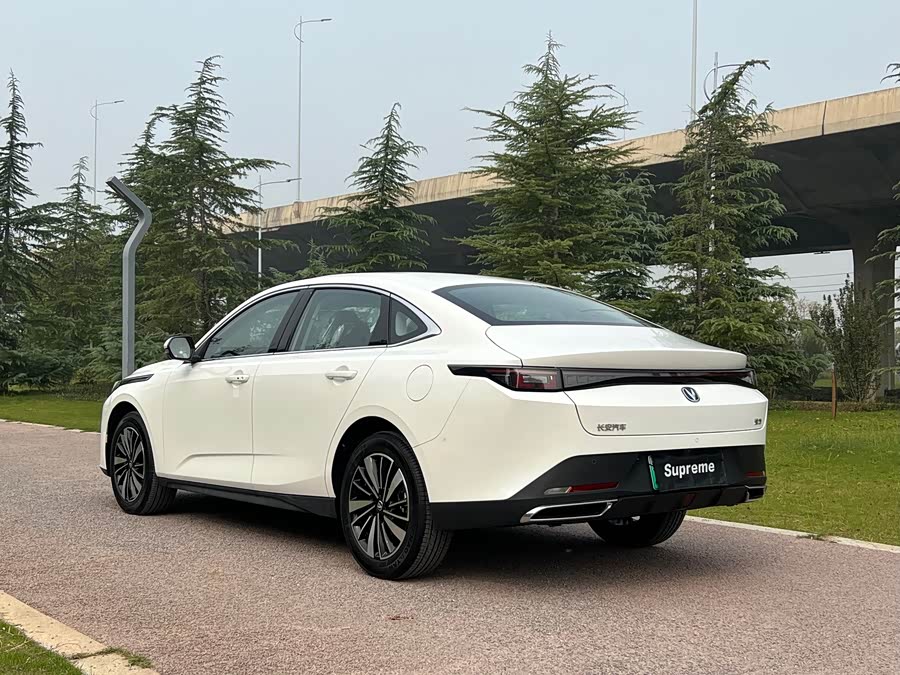 Changan EadoPHEV 2025 car image #10