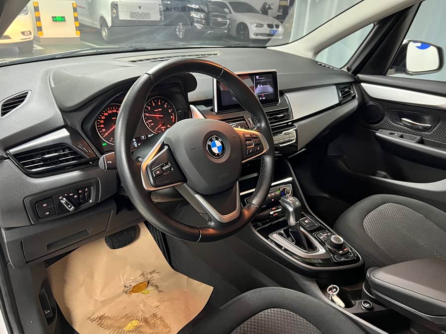 BMW 2 Series Tourer 2018 #10 BMW 2 Series Tourer 2018 car image #10