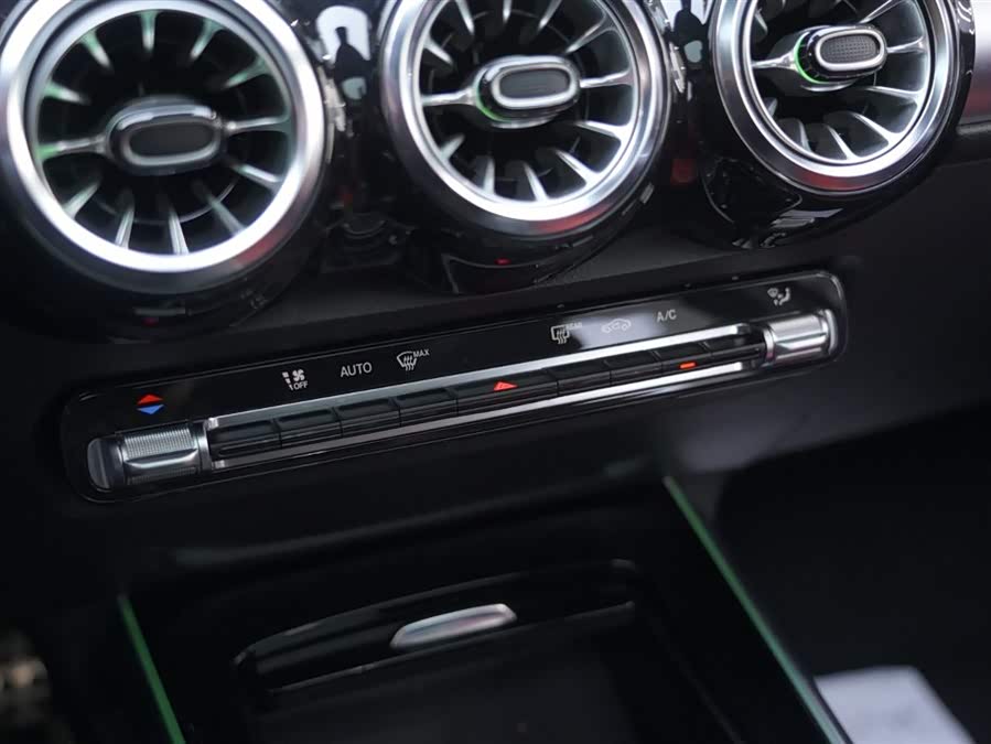 Mercedes-Benz GLB AMG 2022 #10 Mercedes-Benz GLB AMG 2022 imagen de coche #10