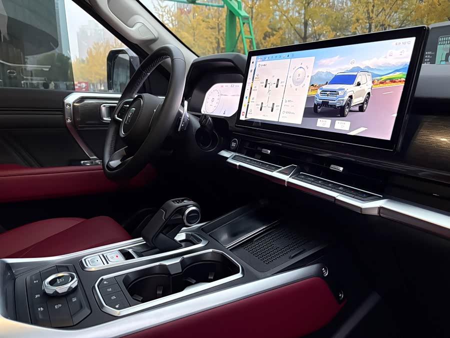 Tank 400 New Energy 2024 #10 Tank 400 New Energy 2024 car image #10