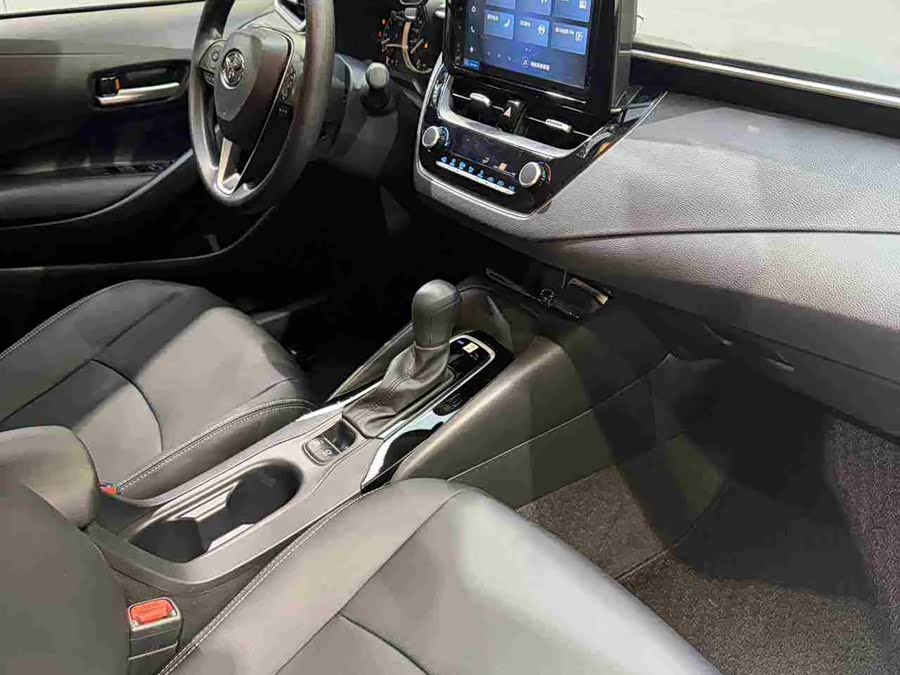Toyota Corolla 2021 image de voiture #10