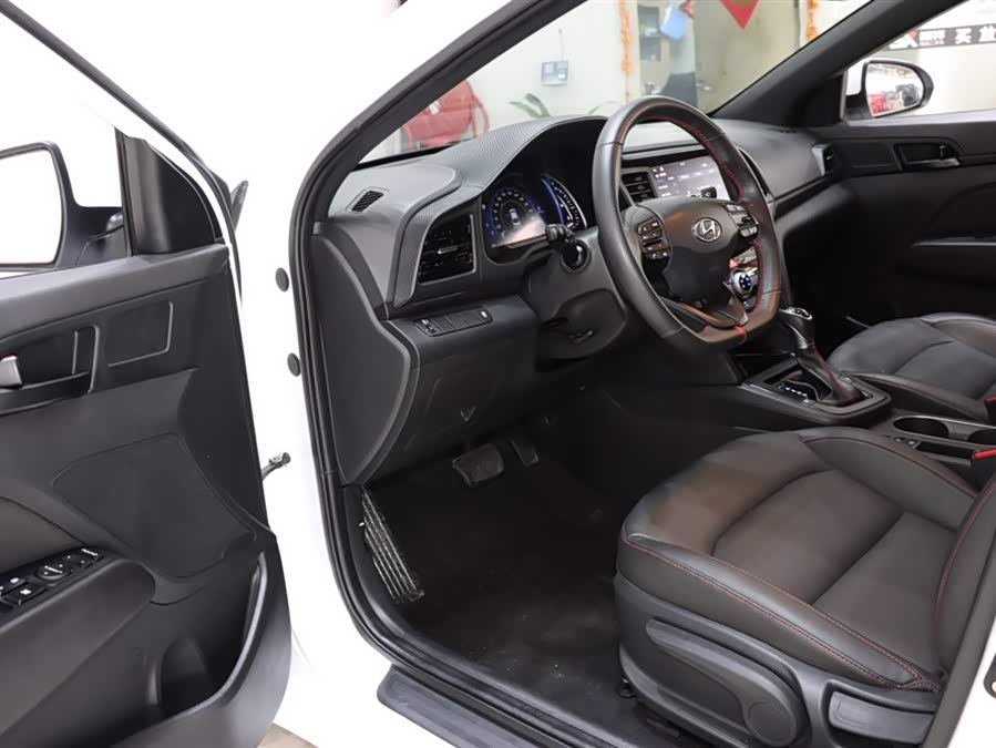 Hyundai Elantra AD 2020 car image #10