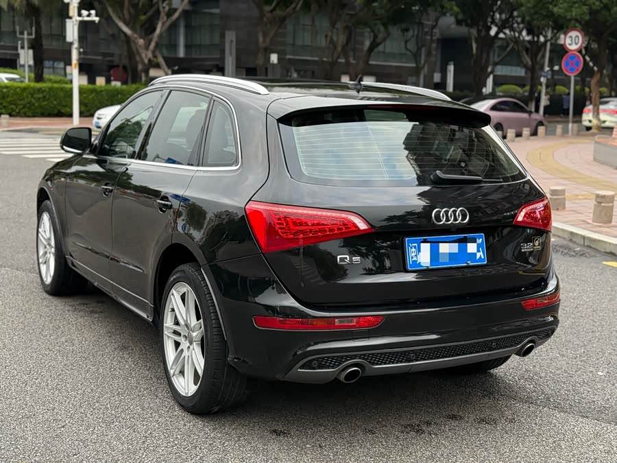 Audi Q5 (Imported) 2010 car image #10