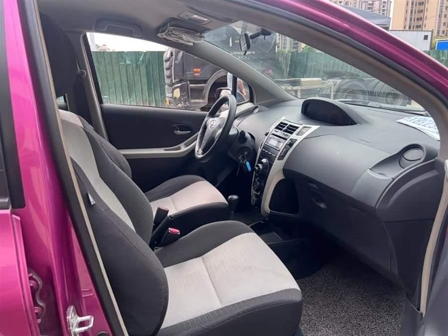 丰田 雅力士 2011 汽车图片 #10