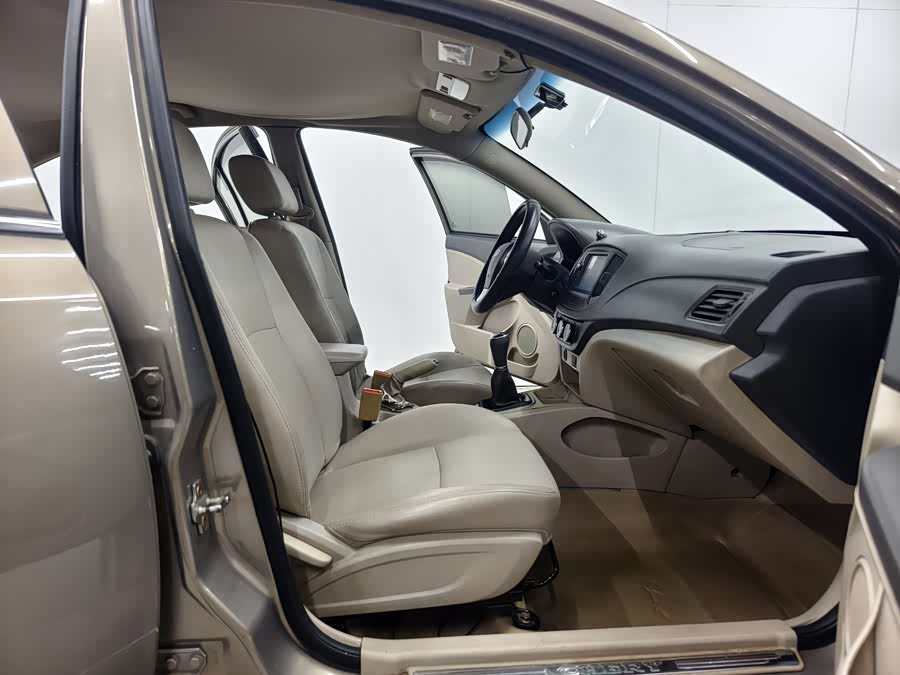 Chery E5 2013 immagine di auto #10