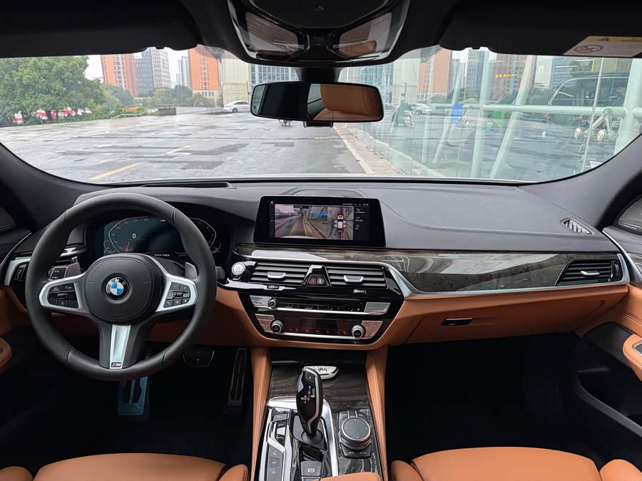 BMW 6 Series GT 2019 car image #10