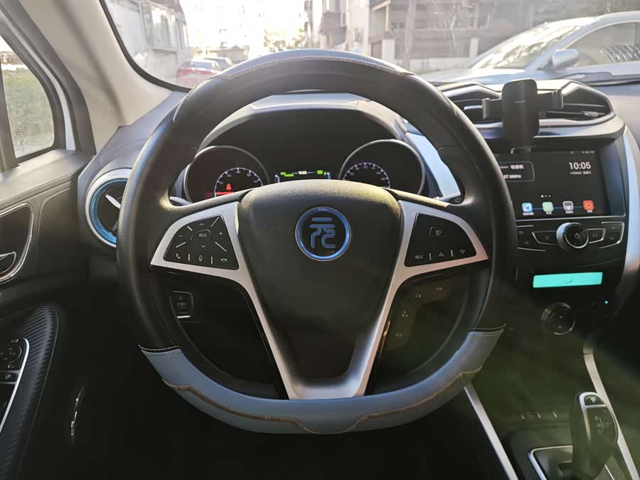 BYD Yuan New Energy 2019 car image #10