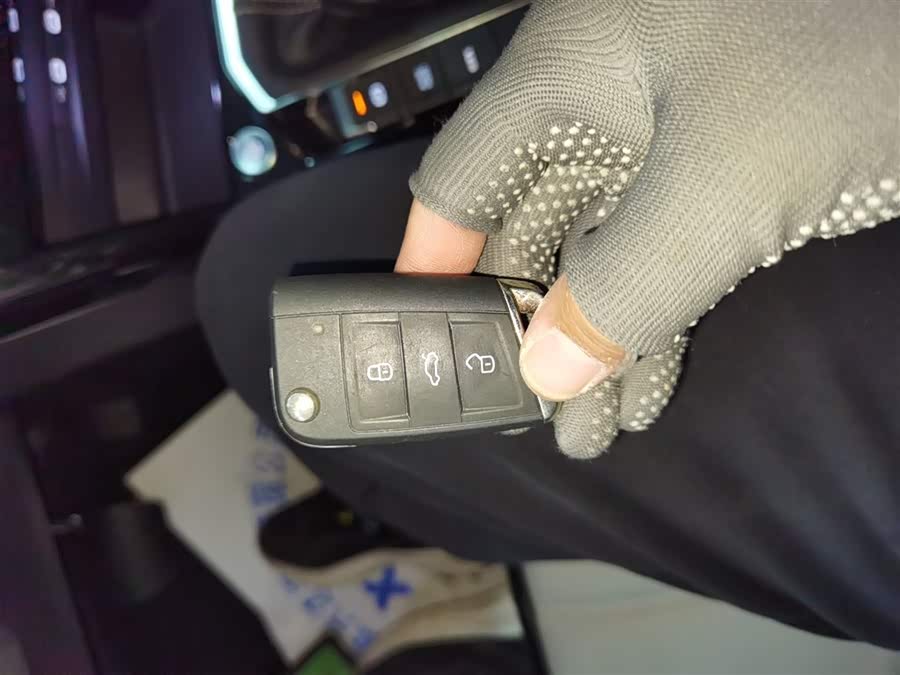 Volkswagen Tayron GTE 2023 #10 Volkswagen Tayron GTE 2023 car image #10