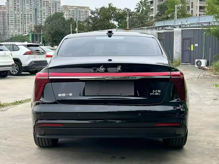 HongQi H5 PHEV 2025 car image #10