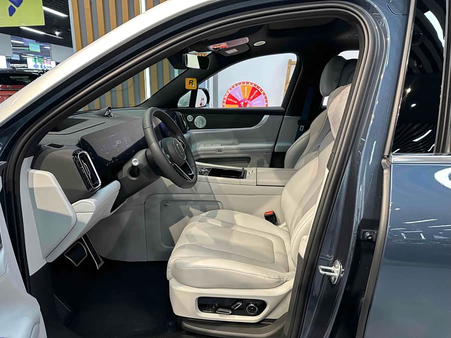2024 car image #10
