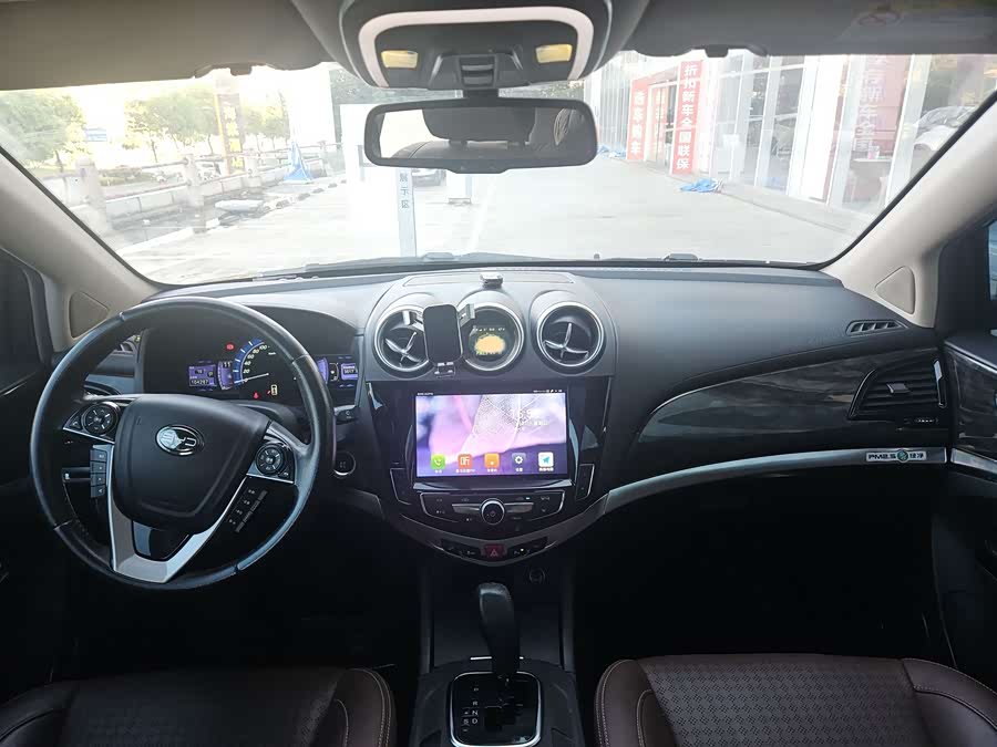 BYD S7 2017 car image #10