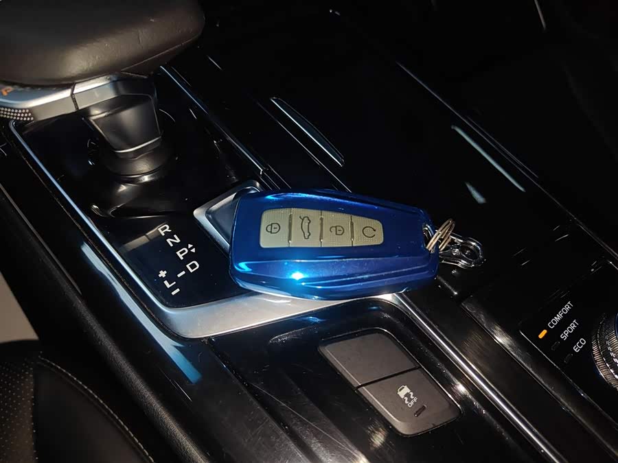 GEELY Ulion New Energy 2021 car image #10