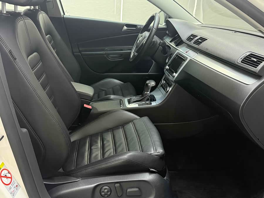 大众 Passat 2011 汽车图片 #10