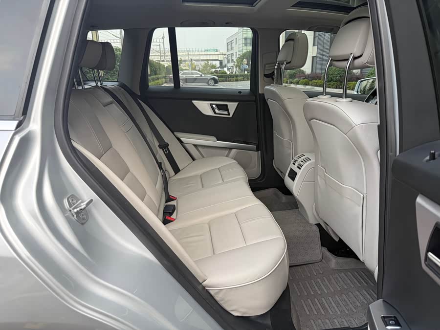 Mercedes-Benz GLK Class (Imported) 2010 car image #10