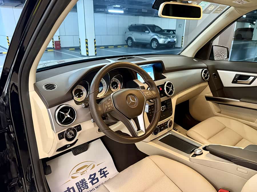 Mercedes-Benz GLK Class 2014 car image #10