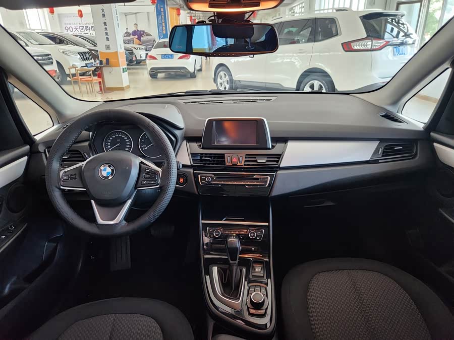 BMW 2 Series Tourer (Imported) 2015 #10 BMW 2 Series Tourer (Imported) 2015 car image #10