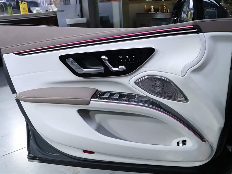 Mercedes-Benz EQS AMG 2023 #10 Mercedes-Benz EQS AMG 2023 car image #10