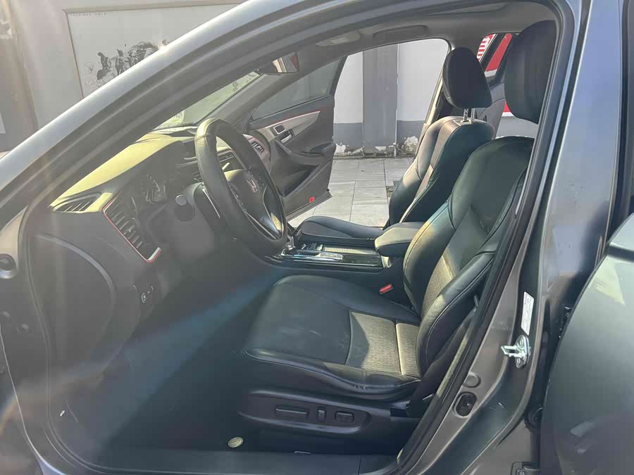 Honda Spirior 2015 #10 Honda Spirior 2015 car image #10