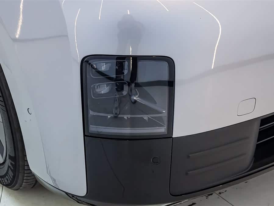 理想汽车 理想MEGA 2024 汽车图片 #10