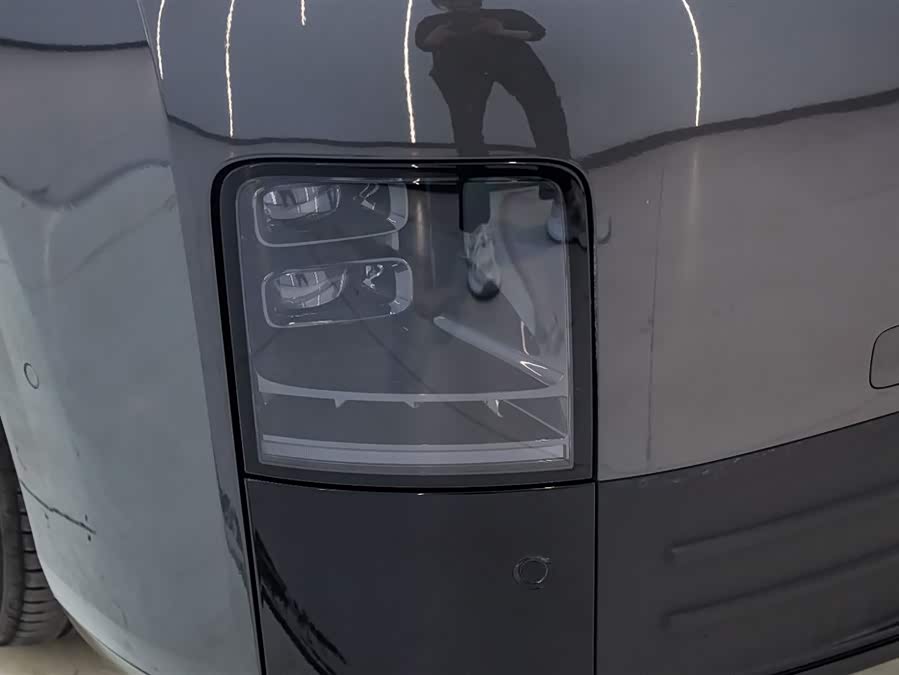 理想汽车 理想MEGA 2024 汽车图片 #10