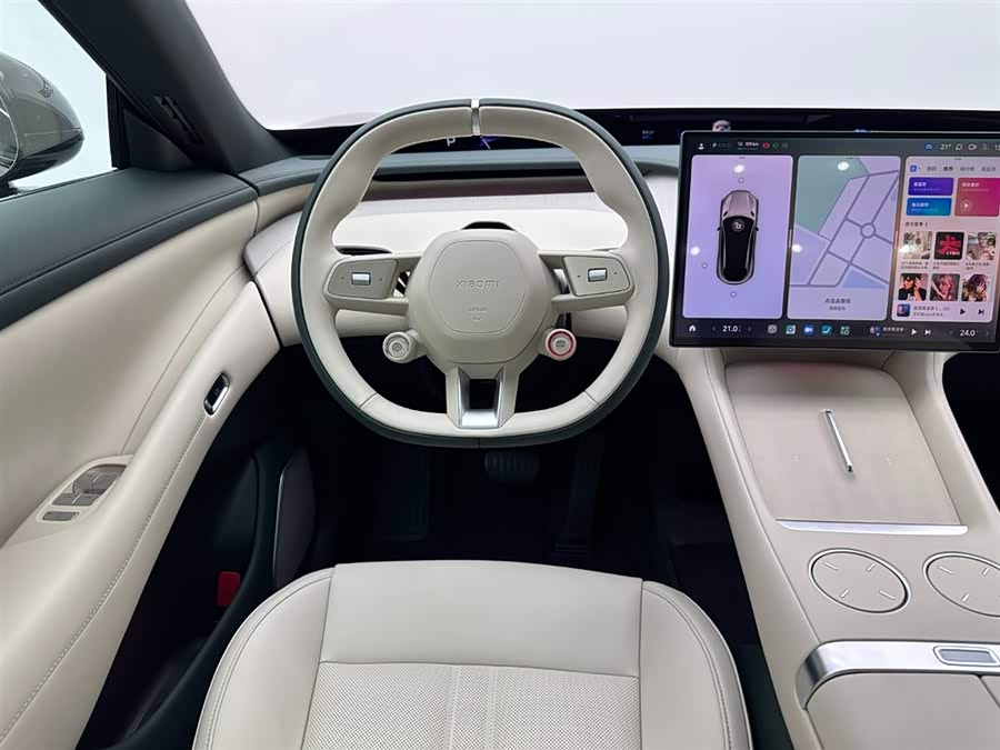 MI YU7 2025 immagine di auto #10