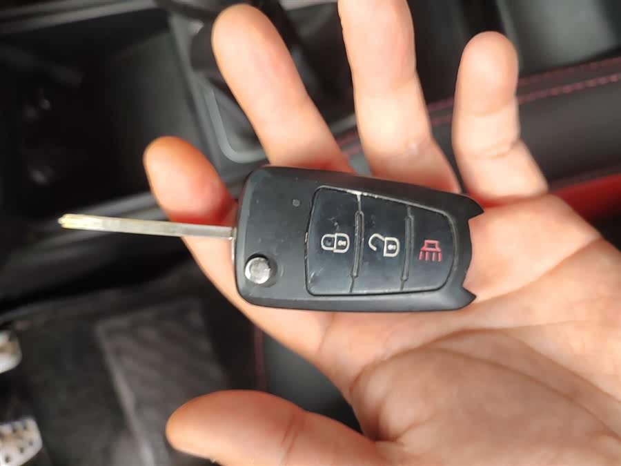 Haval H1 2015 car image #10