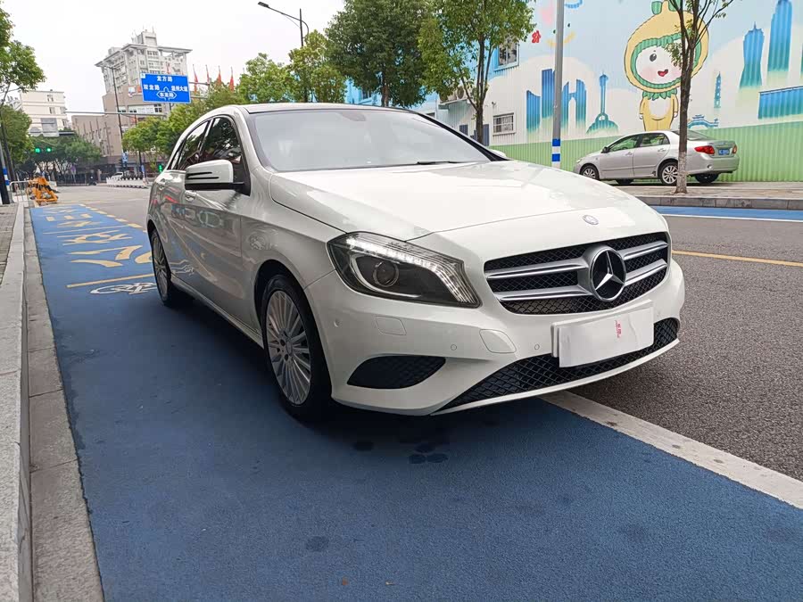 Mercedes-Benz A Class (Imported) 2014 #10 Mercedes-Benz A Class (Imported) 2014 car image #10