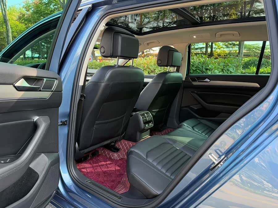 Volkswagen Variant New Energy 2019 صورة سيارة #10