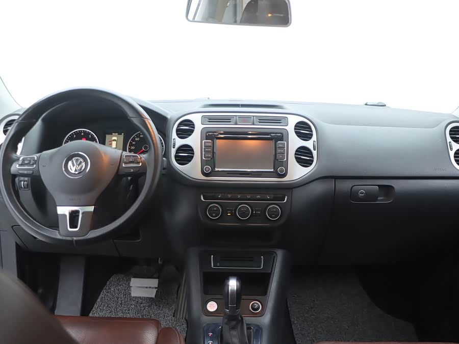 Volkswagen Tiguan 2014 #10 Volkswagen Tiguan 2014 car image #10