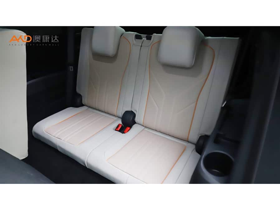 Audi Q5 e-tron 2022 #10 Audi Q5 e-tron 2022 صورة سيارة #10