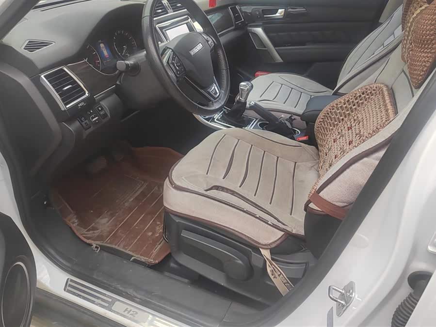 Haval H2 2015 car image #10
