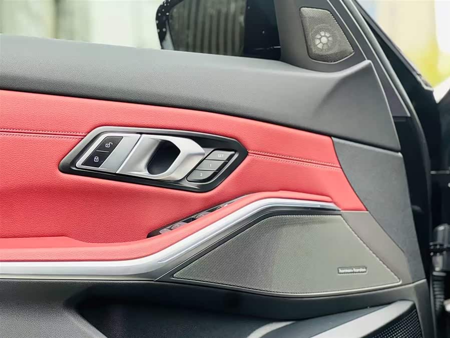 BMW i3 2024 car image #10