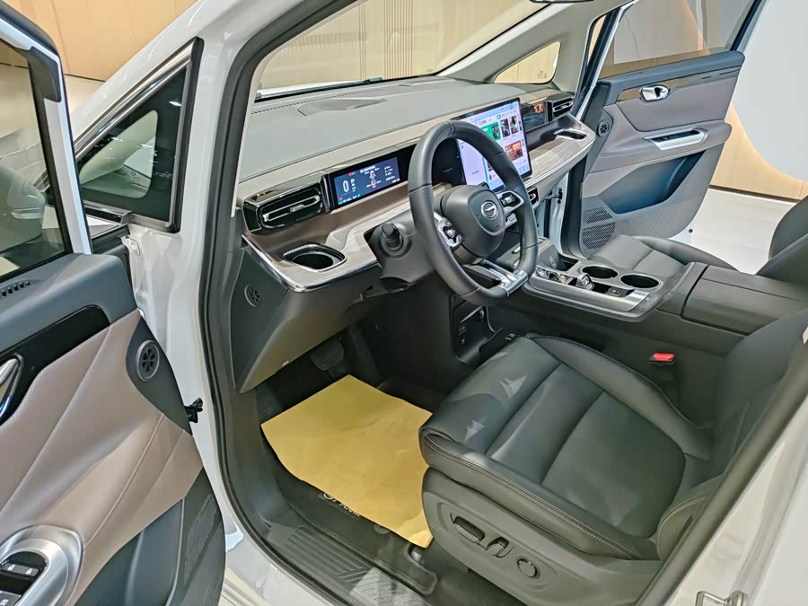 GAC Trumpchi E8 2024 car image #10