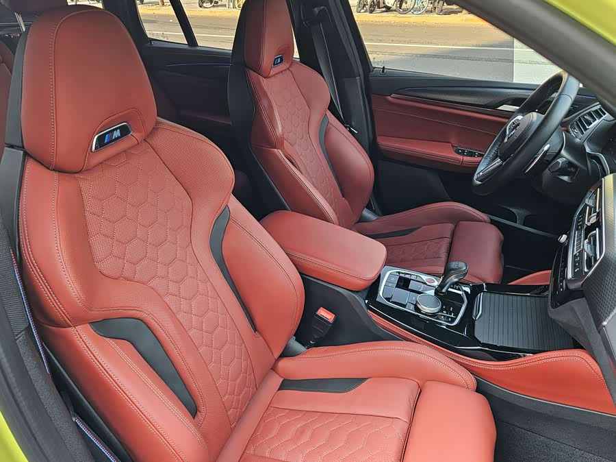 BMW X3 M 2022 #10 BMW X3 M 2022 صورة سيارة #10