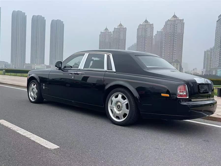 Rolls-Royce Phantom 2013 car image #10