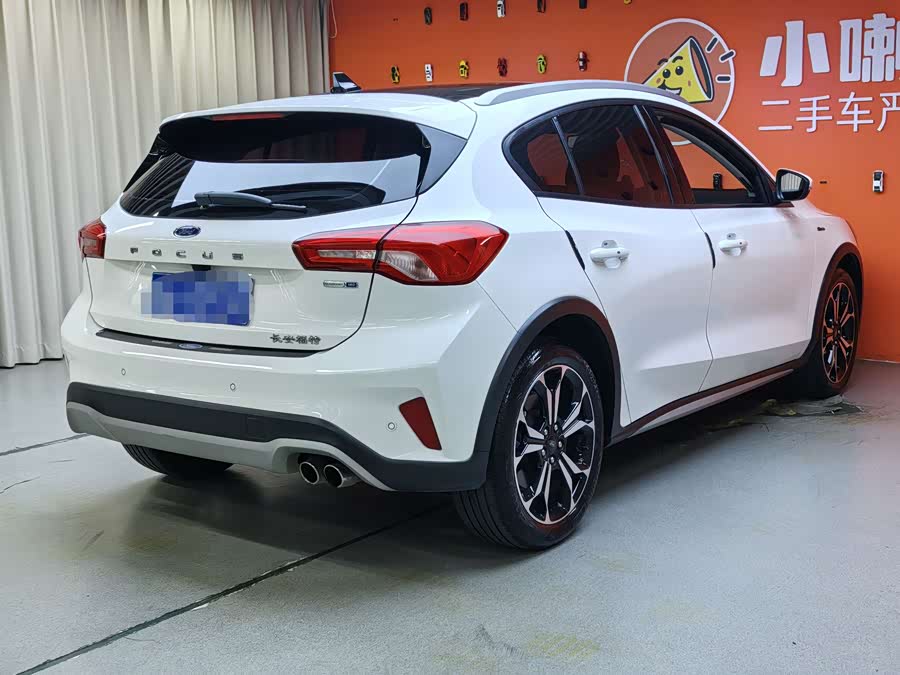 Ford Focus Active 2019 صورة سيارة #10