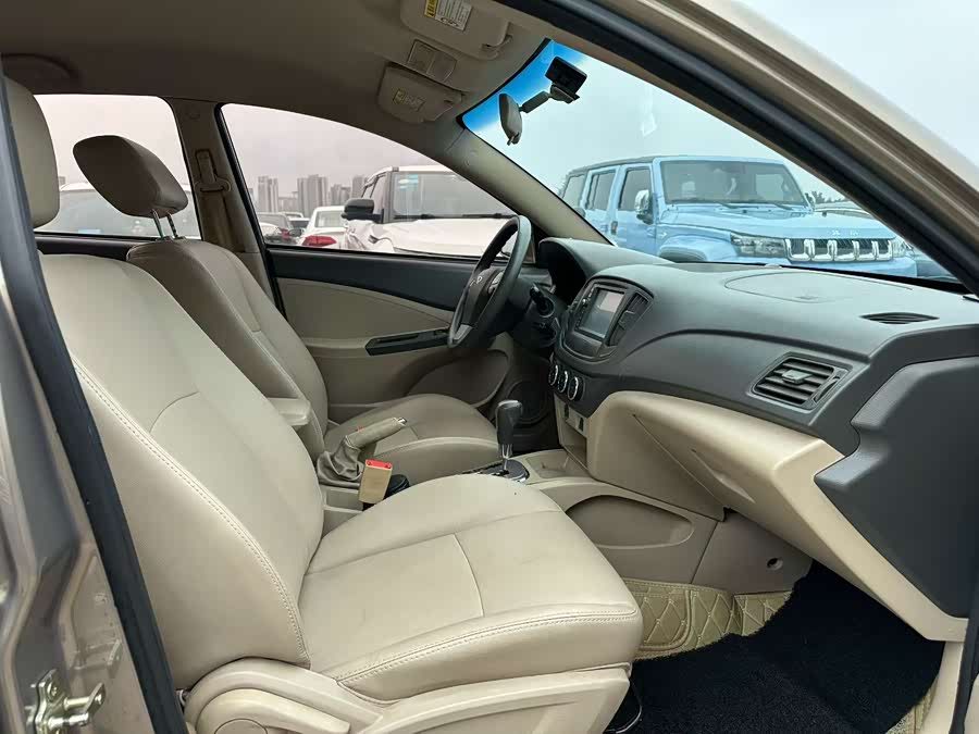 Chery E5 2013 immagine di auto #10