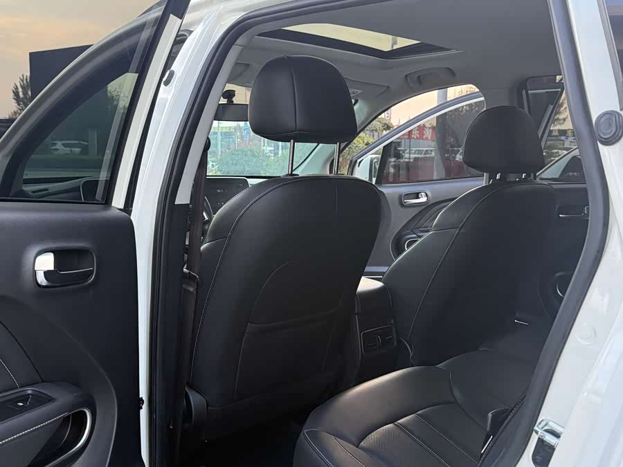 GAC Trumpchi GS3 2021 car image #10