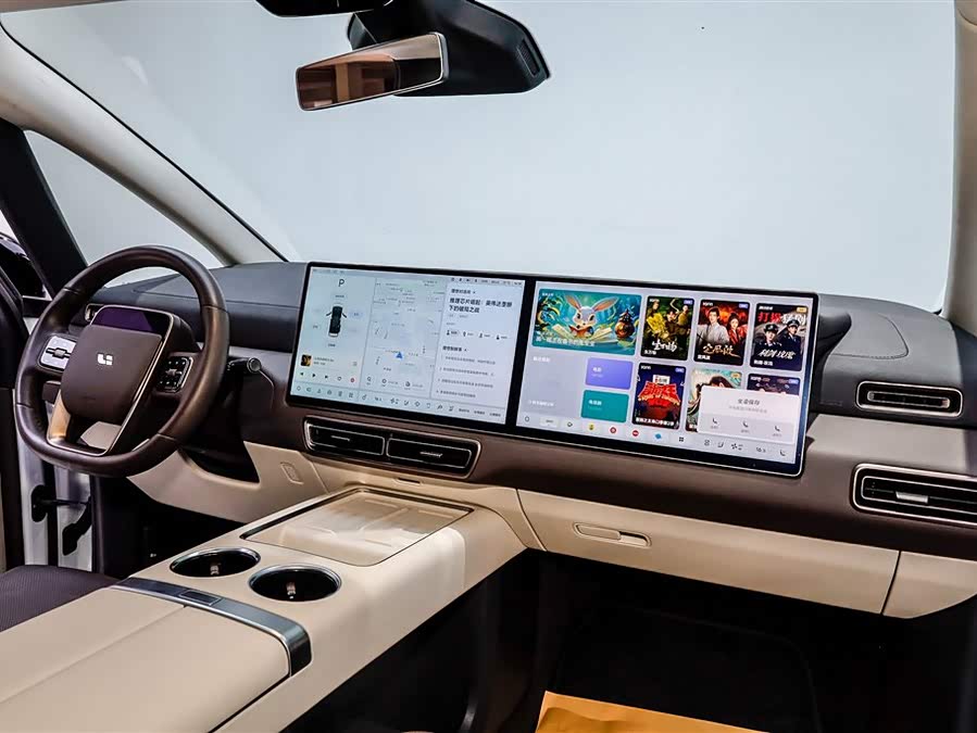 理想汽车 理想MEGA 2024 汽车图片 #10